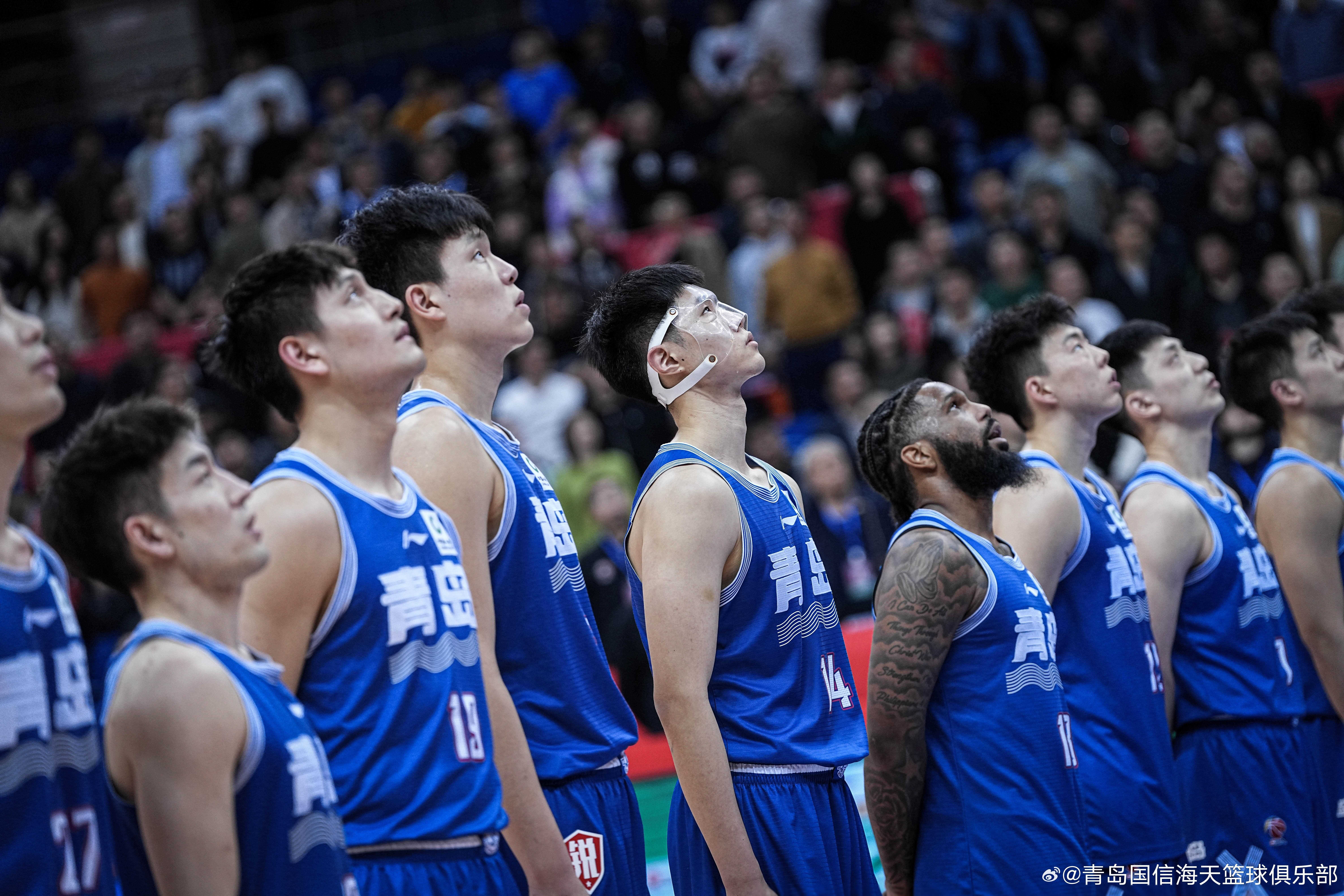 关于再创佳绩！篮球赛场风生水起！的信息